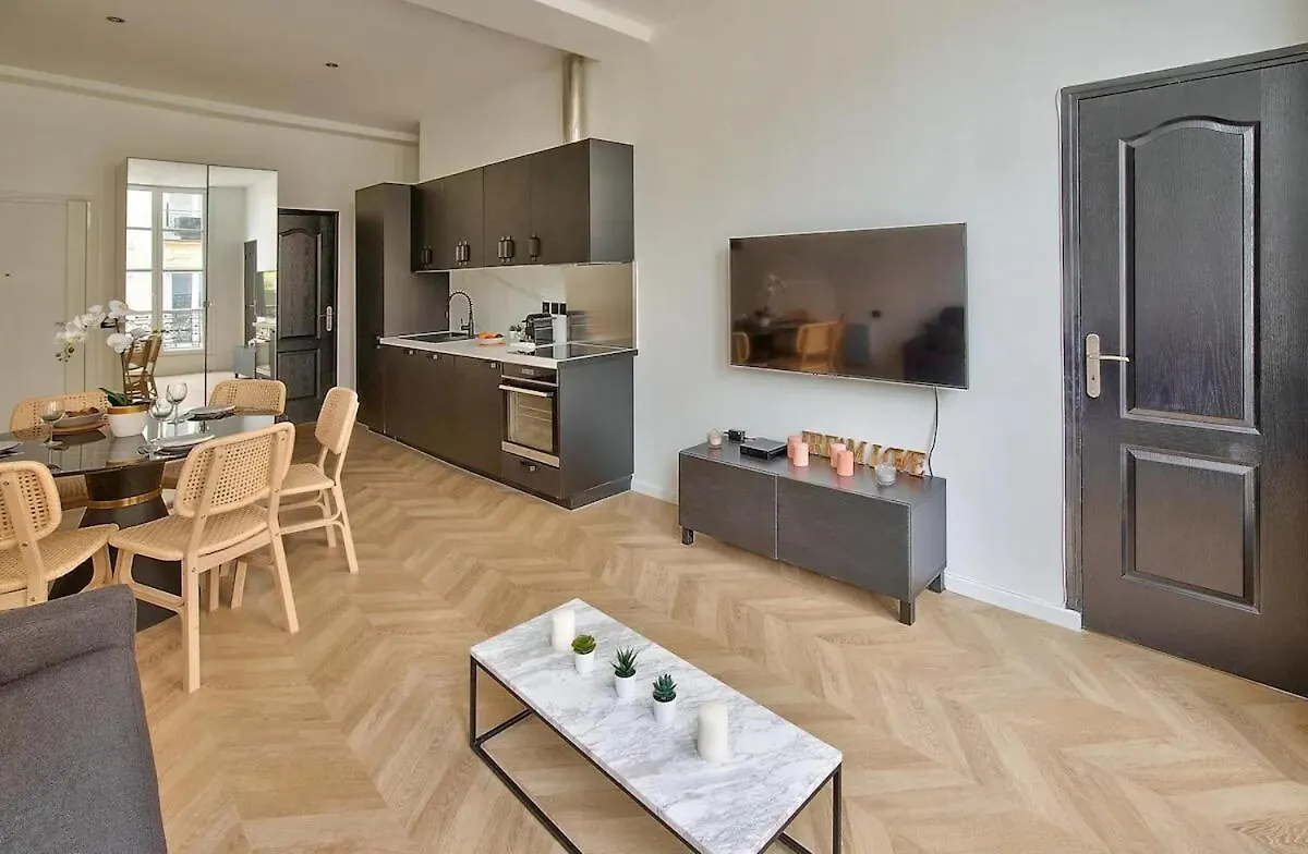 Apartment Le Marais Paris - 3 Bedrooms, 2 Bathrooms, 2Wc